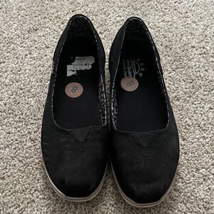 Skechers Women's Black Slip-On Flats